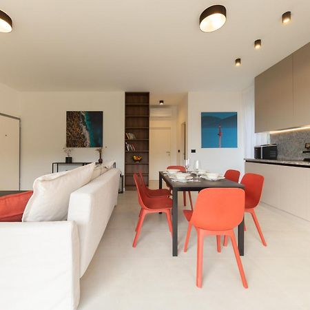 Seaside Elegance Suites Komiža Esterno foto