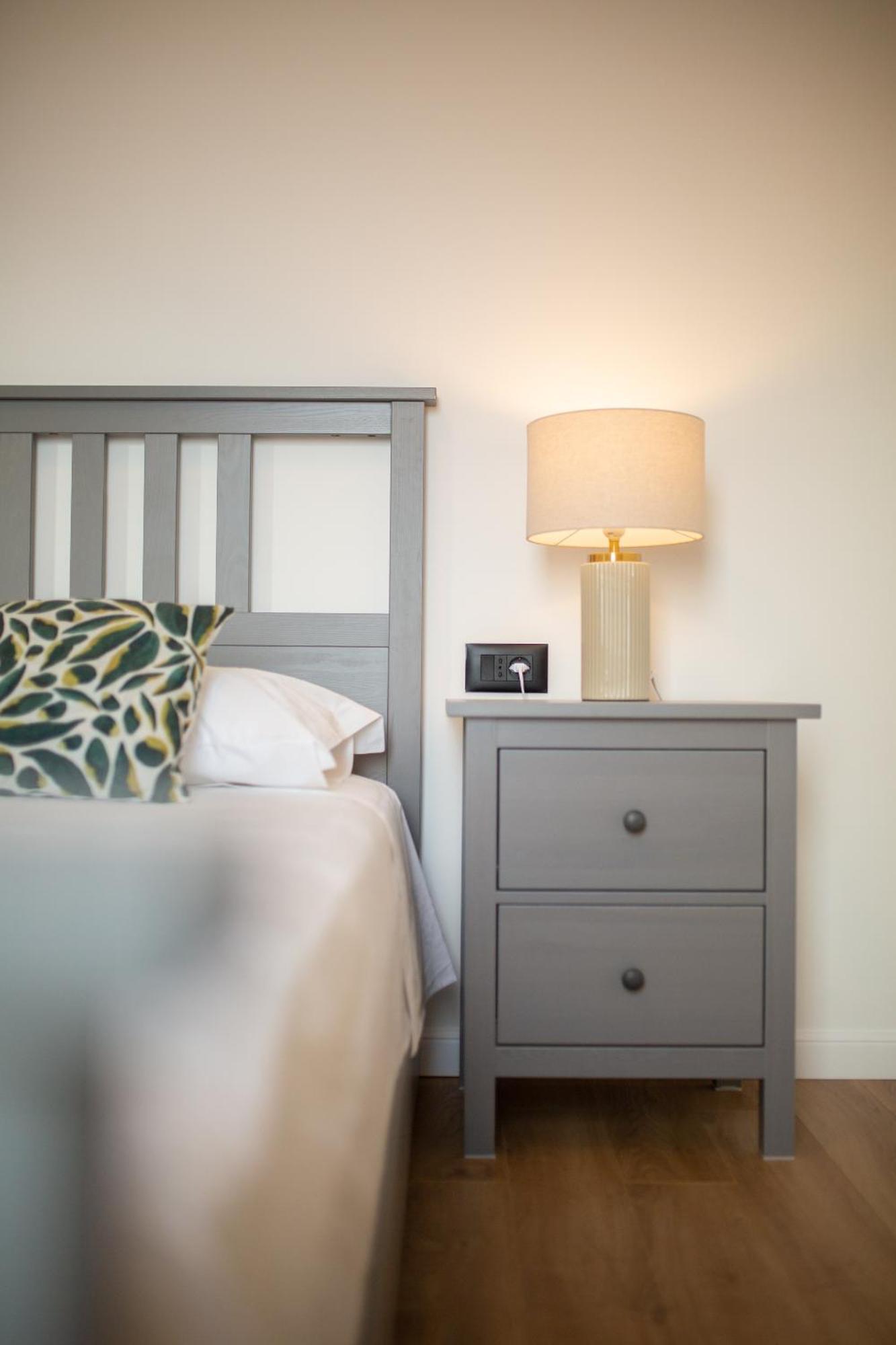 Seaside Elegance Suites Komiža Esterno foto