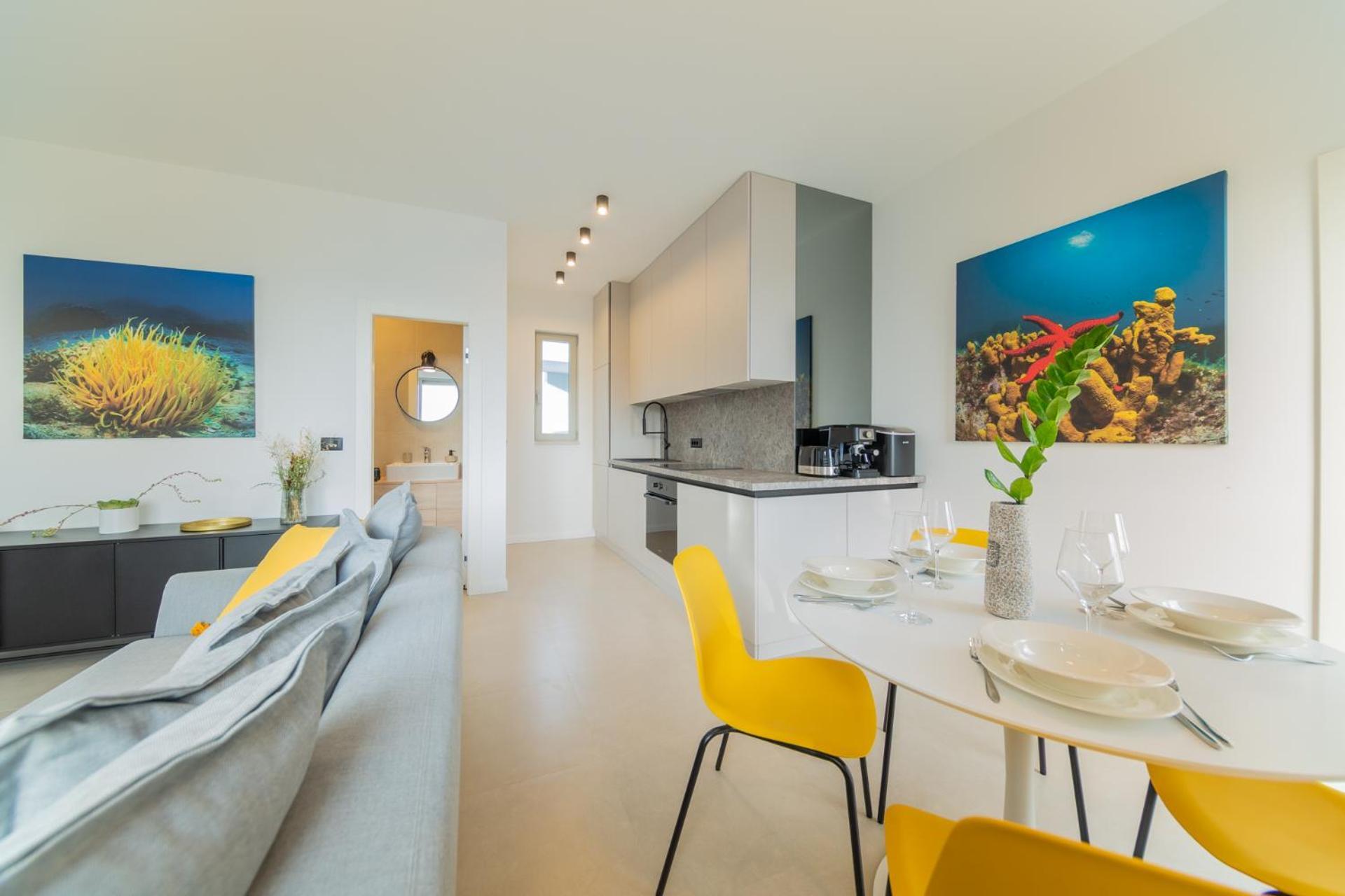 Seaside Elegance Suites Komiža Esterno foto